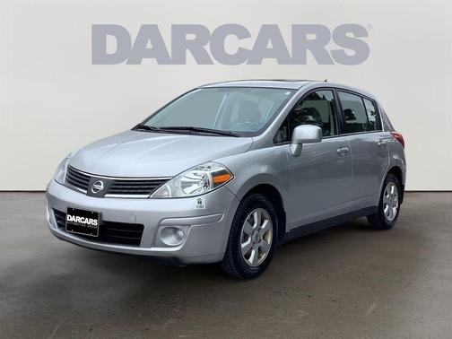 2009 Nissan Versa 1.8 S