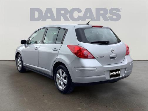 2009 Nissan Versa 1.8 S