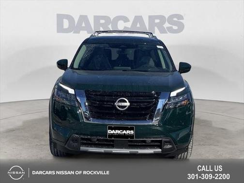 2025 Nissan Pathfinder SL 4WD
