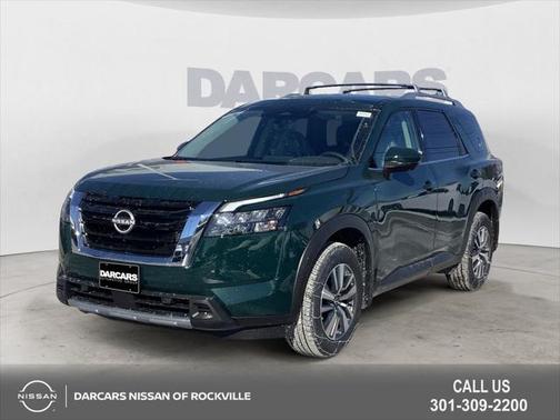 2025 Nissan Pathfinder SL 4WD