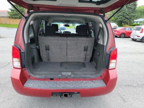 2012 Nissan Pathfinder SV