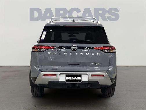 2025 Nissan Pathfinder Platinum 4WD