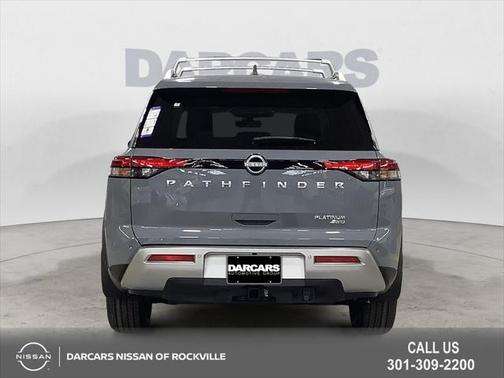 2025 Nissan Pathfinder Platinum 4WD