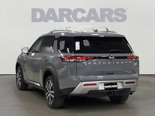 2025 Nissan Pathfinder Platinum 4WD