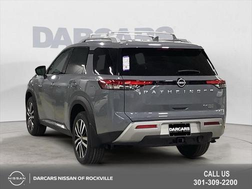 2025 Nissan Pathfinder Platinum 4WD