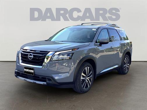 2025 Nissan Pathfinder Platinum 4WD