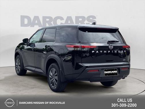 2025 Nissan Pathfinder S 4WD