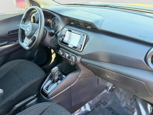 Gun Metallic 2022 Nissan Kicks S