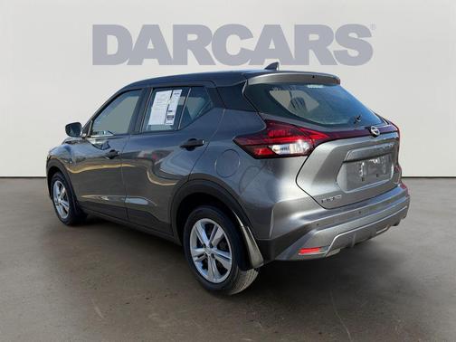 Gun Metallic 2022 Nissan Kicks S