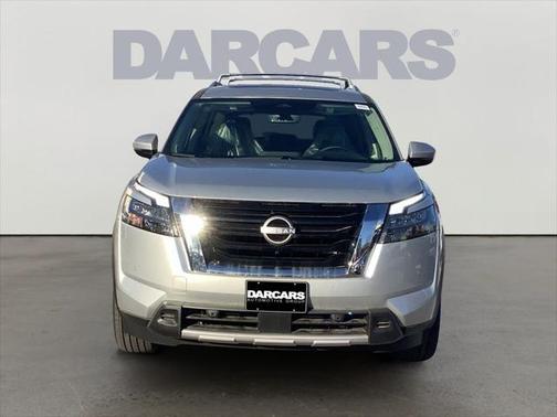 2025 Nissan Pathfinder Platinum 4WD