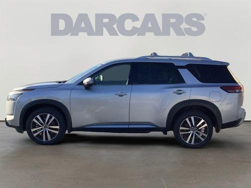 2025 Nissan Pathfinder Platinum 4WD