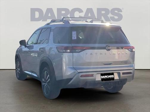 2025 Nissan Pathfinder Platinum 4WD