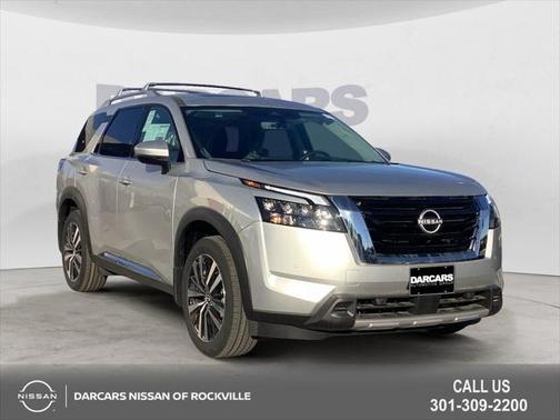 2025 Nissan Pathfinder Platinum 4WD