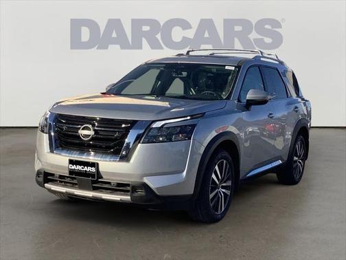 2025 Nissan Pathfinder Platinum 4WD