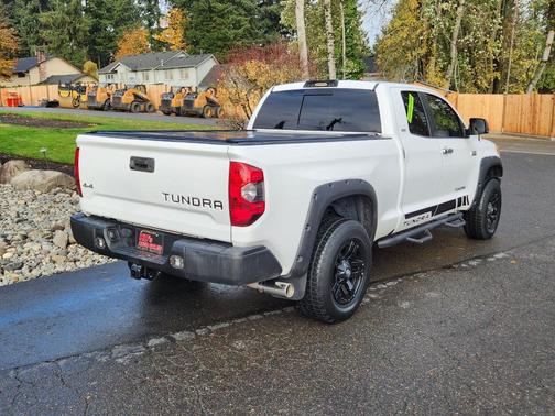 2014 Toyota Tundra SR5