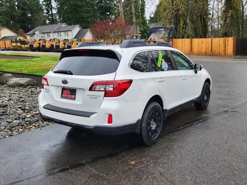 2017 Subaru Outback 2.5i Premium