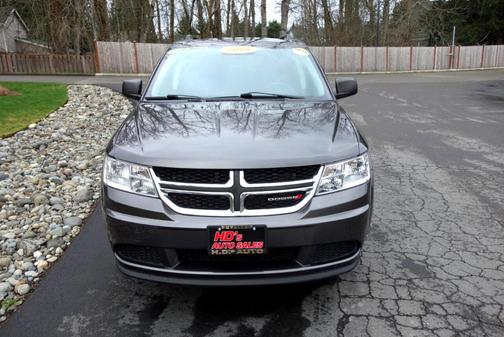 Photo 3 of 22 of 2016 Dodge Journey SE