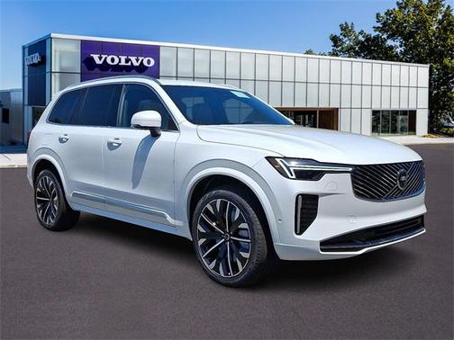2026 Volvo XC90 B6 Plus 7-Seater