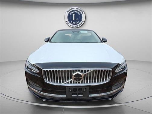 2025 Volvo S90 B6 Plus