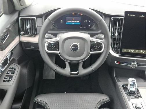 2026 Volvo XC90 B6 Ultra 7-Seater