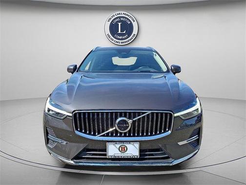 2022 Volvo XC60 B6 Inscription