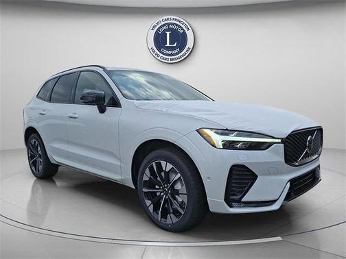 2026 Volvo XC60 B5 Plus