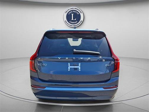 2025 Volvo XC90 B6 Ultra