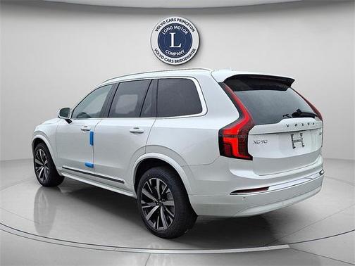 2025 Volvo XC90 B6 Core