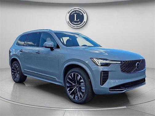 2025 Volvo XC90 B6 Plus 7-Seater