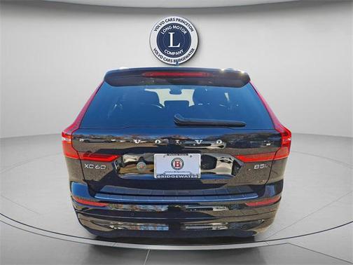 2023 Volvo XC60 B5 Core