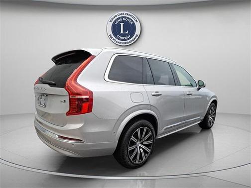 2025 Volvo XC90 B6 Plus 7-Seater