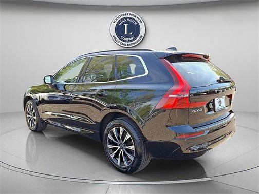 2023 Volvo XC60 B5 Core