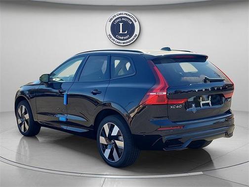 2025 Volvo XC60 Plug-In Hybrid T8 Plus