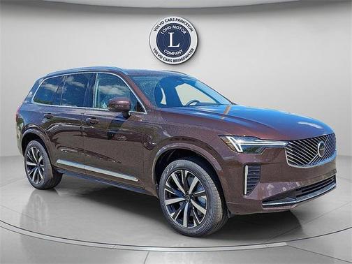 2025 Volvo XC90 B5 Core