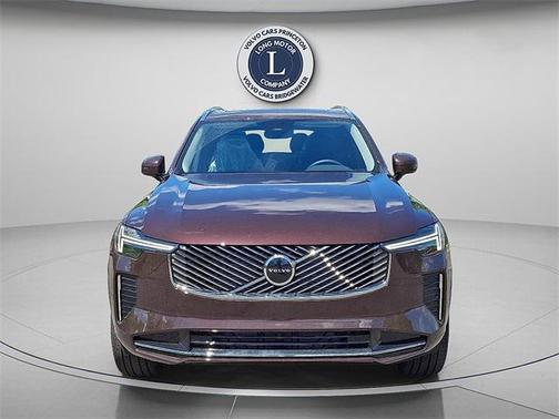2025 Volvo XC90 B5 Core