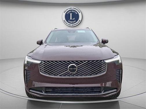 2025 Volvo XC90 B6 Core