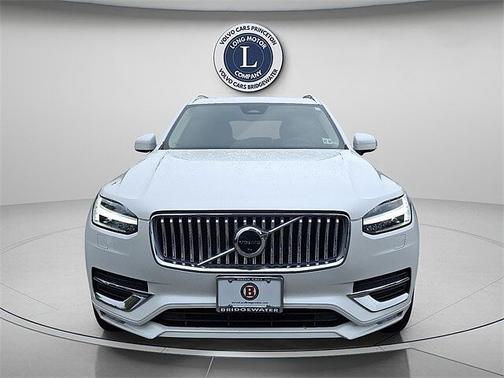 2023 Volvo XC90 Plus
