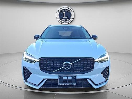2025 Volvo XC60 Plus