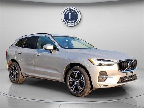 2022 Volvo XC60 B5 Momentum