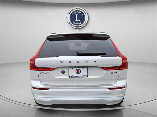 2023 Volvo XC60 B5 Core