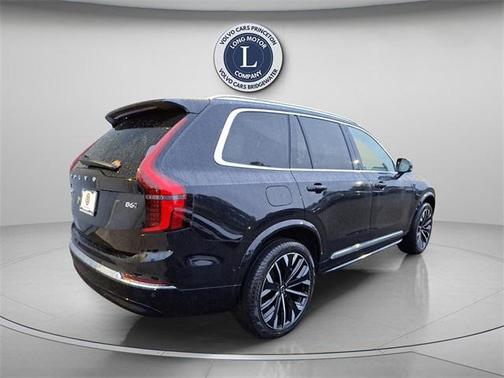 2025 Volvo XC90 B6 Plus 7-Seater
