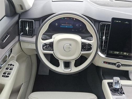 2026 Volvo XC90 B6 Ultra 7-Seater