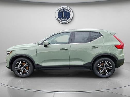 Sage Green 2025 Volvo XC40 Core