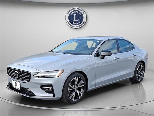 2025 Volvo S60 B5 Core