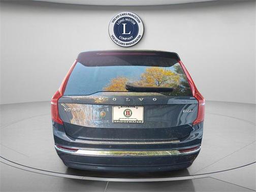 2023 Volvo XC90 B6 Ultimate 6-Seater