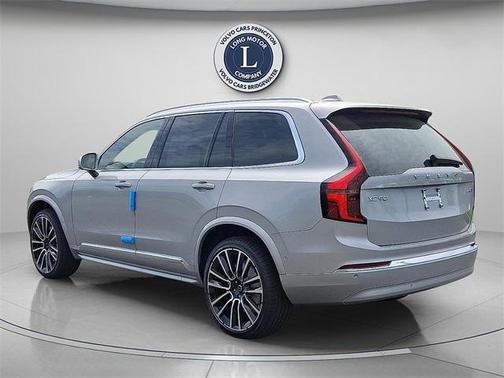 2025 Volvo XC90 B5 Plus 6-Seater