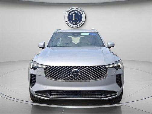 2025 Volvo XC90 B5 Plus 6-Seater