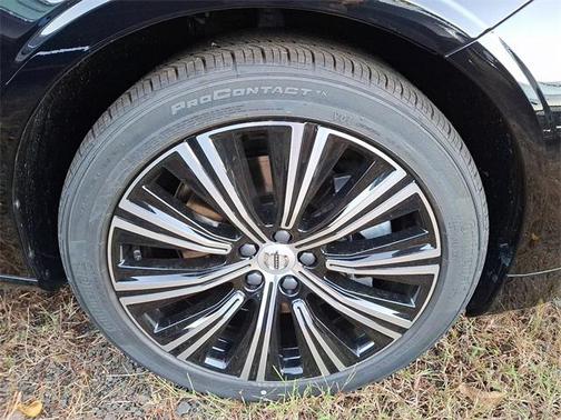 2025 Volvo S90 B6 Plus