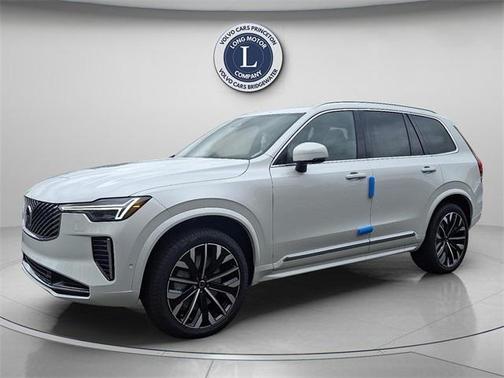 2026 Volvo XC90 B6 Plus 7-Seater