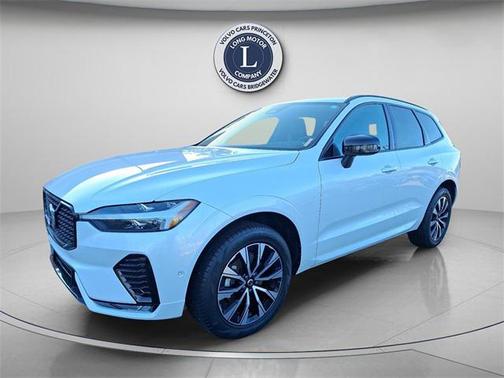 2025 Volvo XC60 B5 Plus
